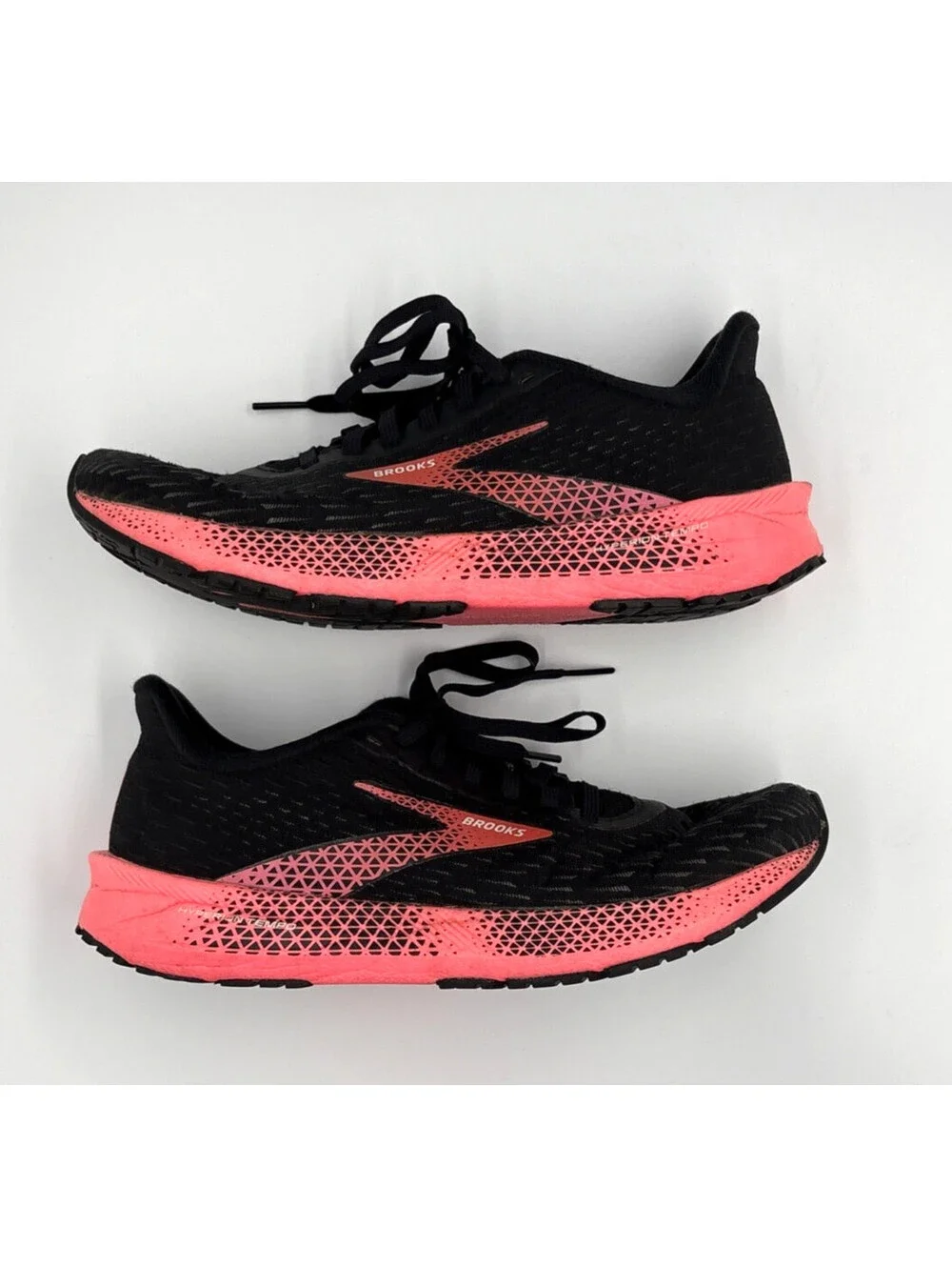 Brooks Hyperion Tempo Running Shoes Women's Size 7 Black Pink Trainers